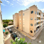 https://production-kyero-property-images.s3.amazonaws.com/21095/21095746/421589567_original.jpg?checksum=d8427c3a7869a4bc02ee87401d4555662cd2f90d