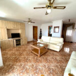 https://production-kyero-property-images.s3.amazonaws.com/21095/21095746/421589569_original.jpg?checksum=fd3b189b4a12d7485525736b93afe91c496bfa5b