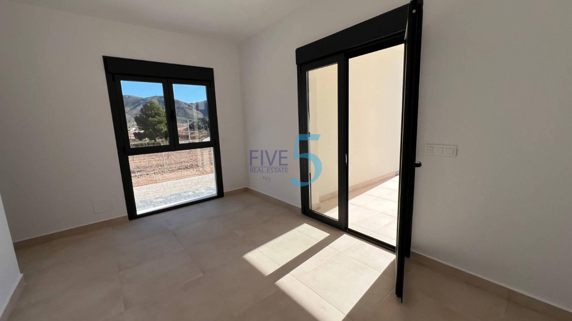 https://cdn.proppy.app/propertyphotos/2990/9f153641-d200-4581-87d6-15a0dd5c41c5/748544/a7d656e5-0cad-4884-85dd-49e9172ea5b0.jpg