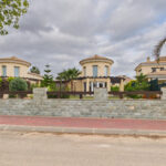 http://landmarkinternational.co.uk/media/images/properties/thumbnails/61623_xl.jpg
