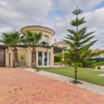 http://landmarkinternational.co.uk/media/images/properties/thumbnails/61635_xl.jpg