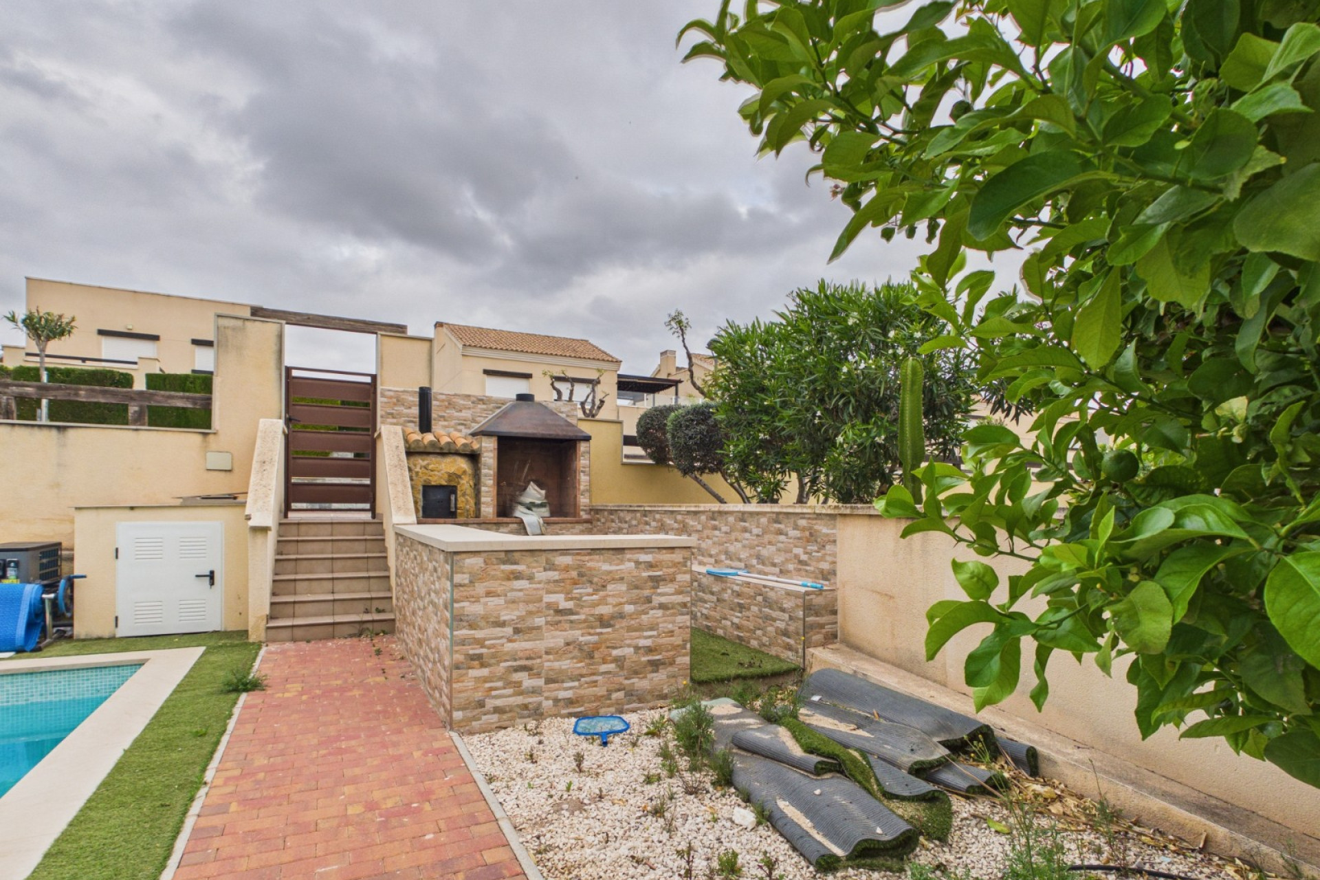 http://landmarkinternational.co.uk/media/images/properties/thumbnails/61621_xl.jpg