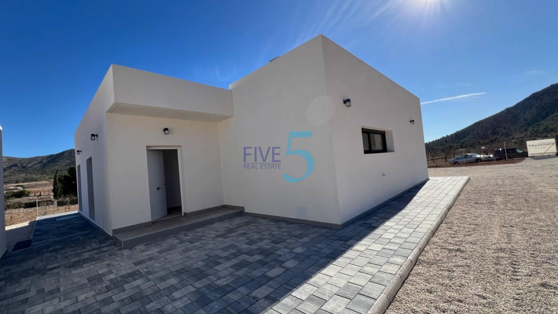 https://cdn.proppy.app/propertyphotos/2990/9f153641-d200-4581-87d6-15a0dd5c41c5/748544/1dc753d0-09a1-4f7c-8f05-99f40da3ee15.jpg