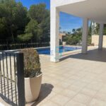 https://cdn.proppy.app/propertyphotos/2990/9f153641-d200-4581-87d6-15a0dd5c41c5/748395/50d3811d-56e7-4b52-8742-51f68c5d8794.jpg