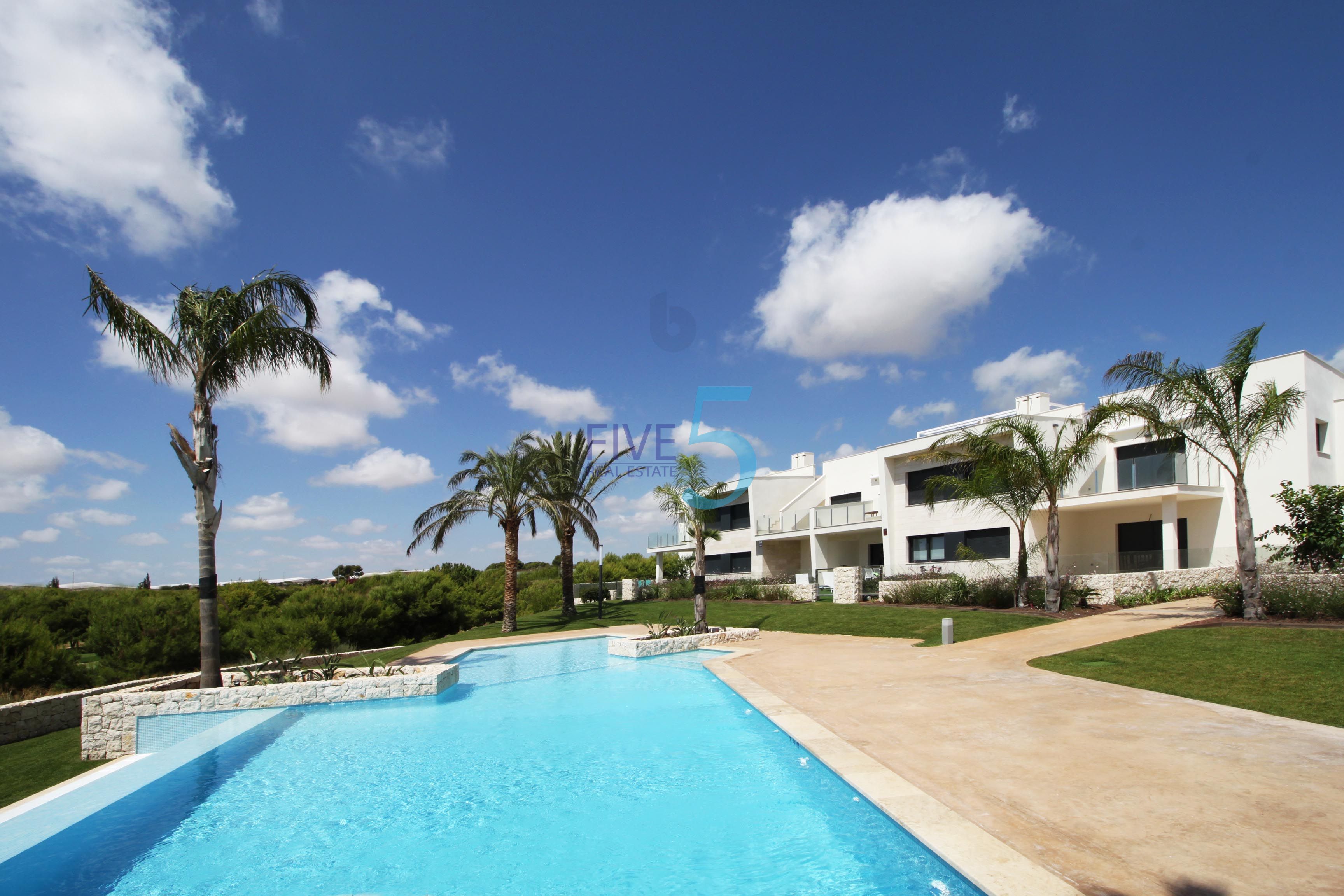 https://cdn.proppy.app/propertyphotos/2990/9f153641-d200-4581-87d6-15a0dd5c41c5/748269/f7c94fb8-2da0-4617-8a8e-8707d4126076.jpg