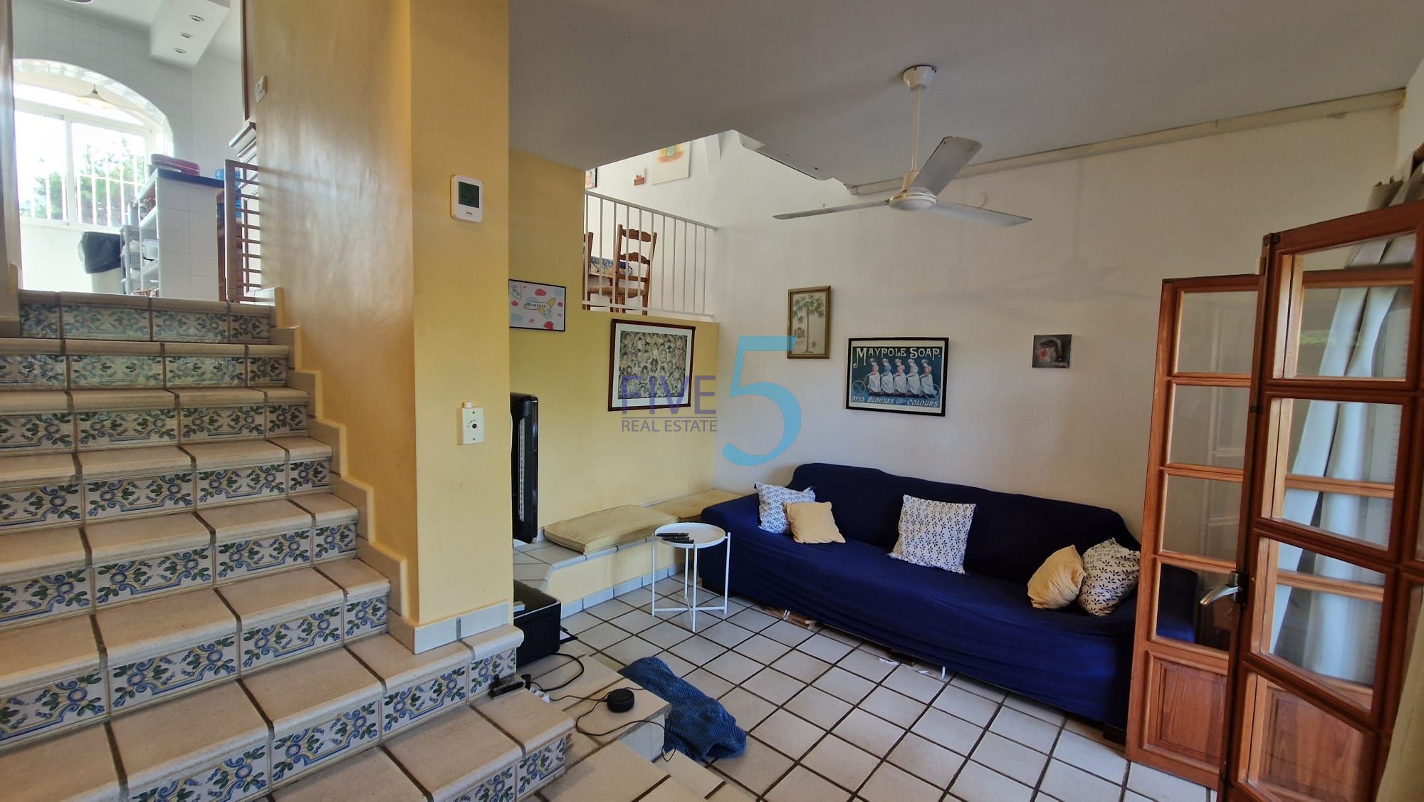 https://cdn.proppy.app/propertyphotos/2990/9f153641-d200-4581-87d6-15a0dd5c41c5/699615/319ae545-614a-465d-9a74-2487d75feb6e.jpg