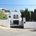 https://www.pricebrown.com/images/propertyImages/casa-atalayones-villa-for-rent-in-mojacar/casa-atalayones-villa-for-rent-in-mojacar-87918036.jpg
