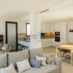 https://cdn.proppy.app/propertyphotos/2990/9f153641-d200-4581-87d6-15a0dd5c41c5/748482/5449f924-a06b-4be1-a414-13ab9f84b971.jpg