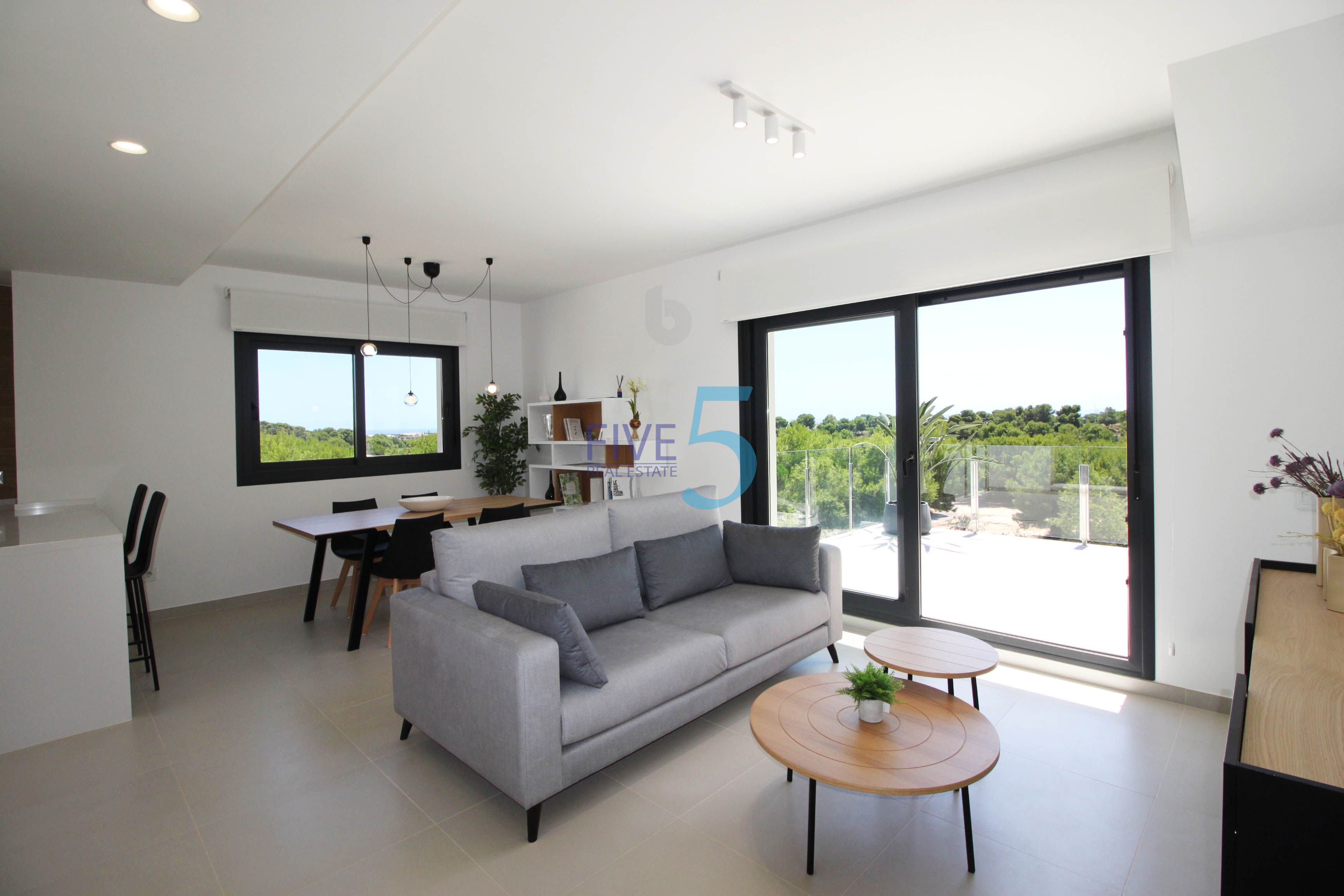 https://cdn.proppy.app/propertyphotos/2990/9f153641-d200-4581-87d6-15a0dd5c41c5/748269/c92d5e27-964a-4348-92e5-f075e7766400.jpg