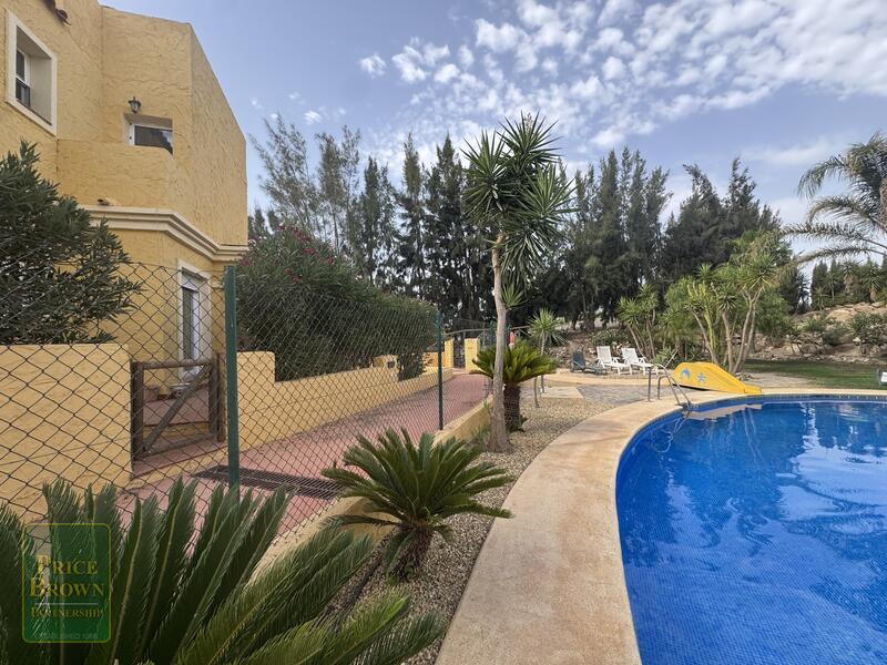 https://www.pricebrown.com/images/propertyImages/lv882-townhouse-for-sale-in-valle-del-este/lv882-townhouse-for-sale-in-valle-del-este-68623327.jpg
