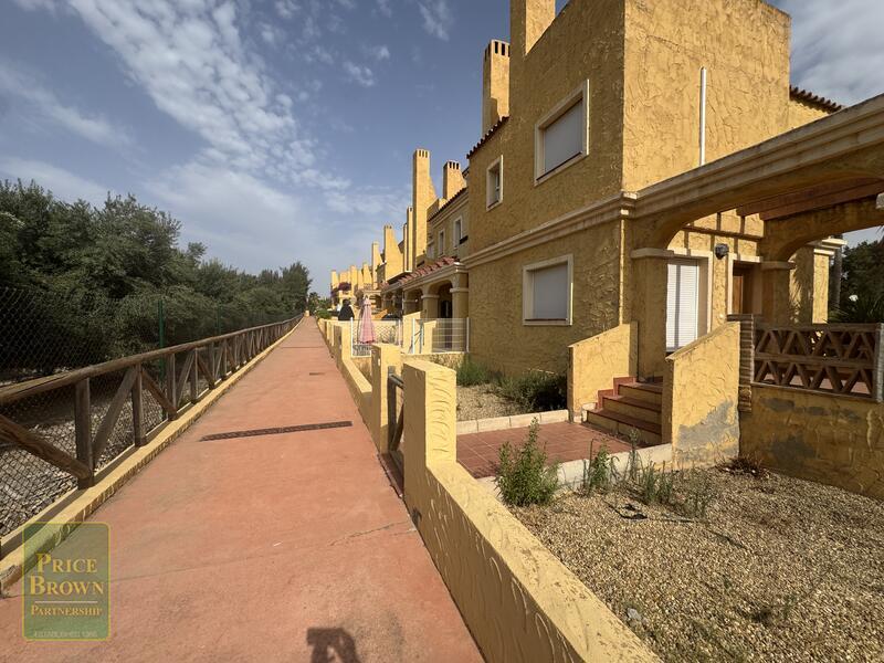 https://www.pricebrown.com/images/propertyImages/lv882-townhouse-for-sale-in-valle-del-este/lv882-townhouse-for-sale-in-valle-del-este-23610757.jpg