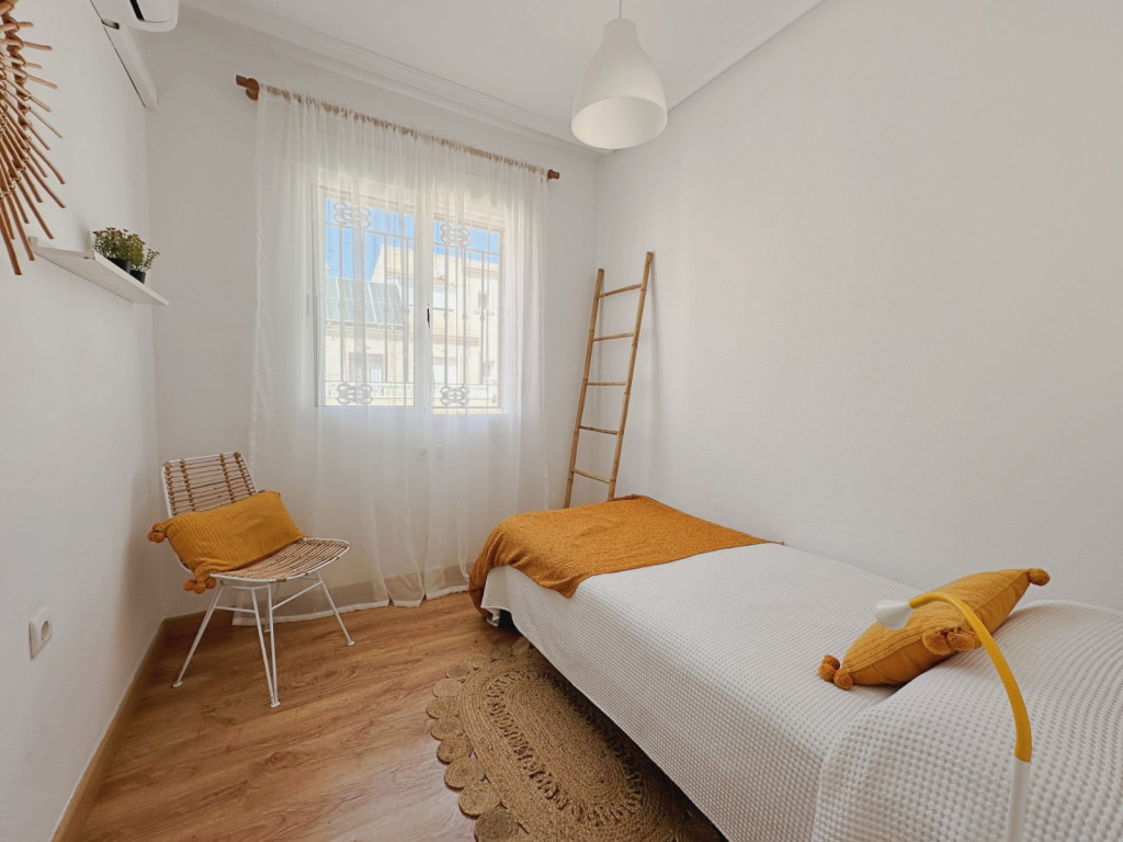 https://www.javeaestates.com/images/osproperty/properties/1408/media_images_properties_o_1jt0v6g1522j1inrvp92q21pjc28.jpg