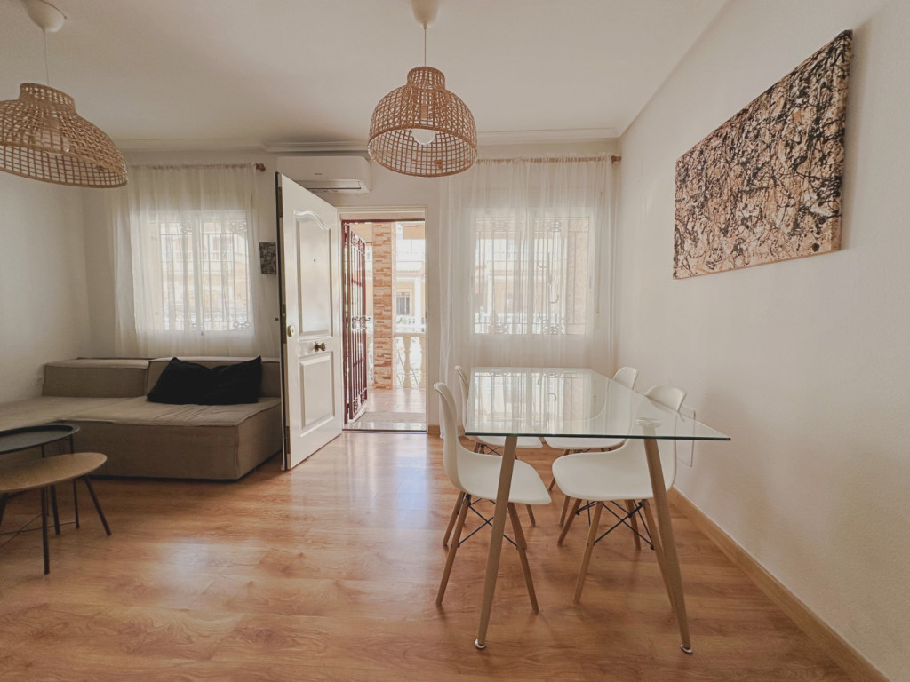 https://www.javeaestates.com/images/osproperty/properties/1408/media_images_properties_o_1jt0v6g154pd5op1arv15df55325.jpg