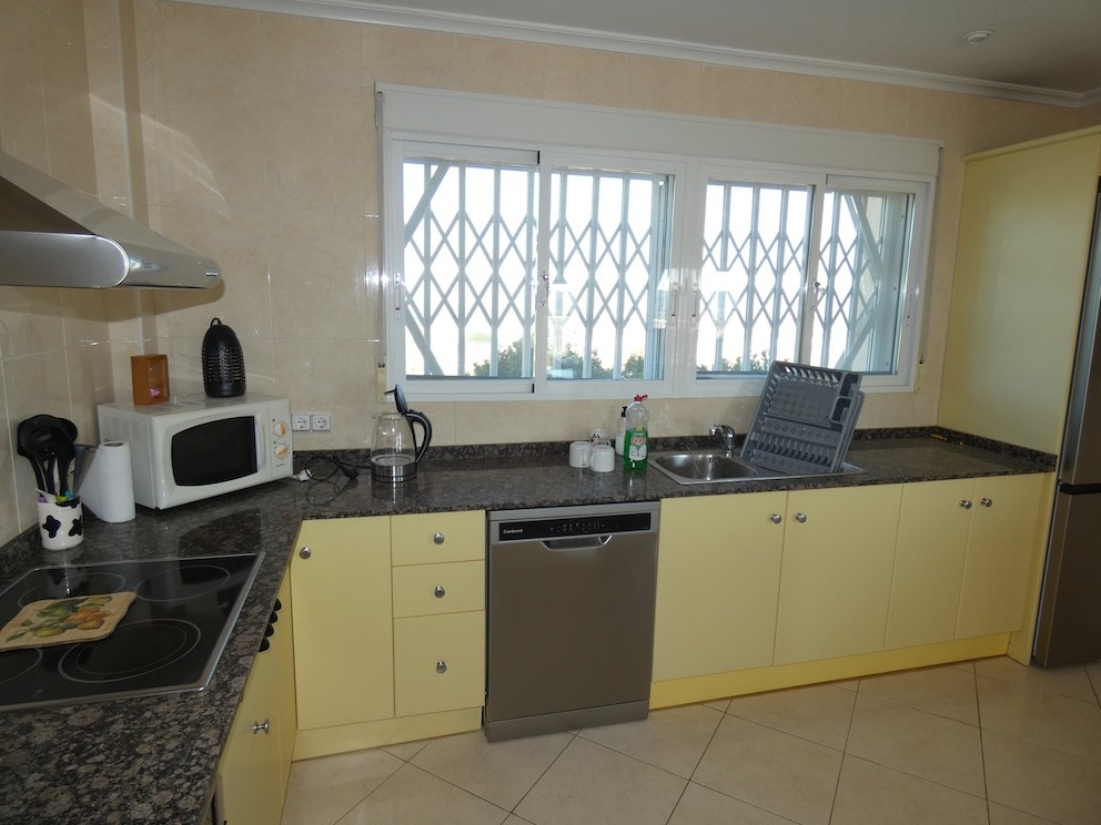 https://completespanishproperty.com/media/images/properties/o_1jujr68hrhm912781dch195irv73q.JPG