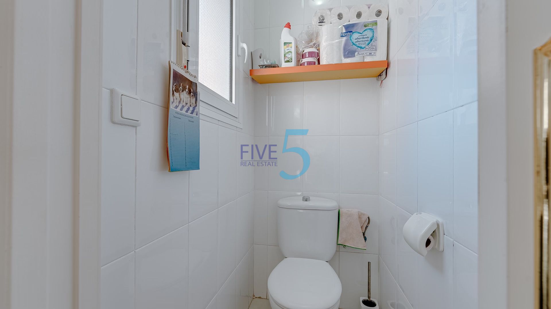 https://cdn.proppy.app/propertyphotos/2990/9f153641-d200-4581-87d6-15a0dd5c41c5/741001/9b188d06-7cfb-4d8d-bde6-5273ff52a737.jpg